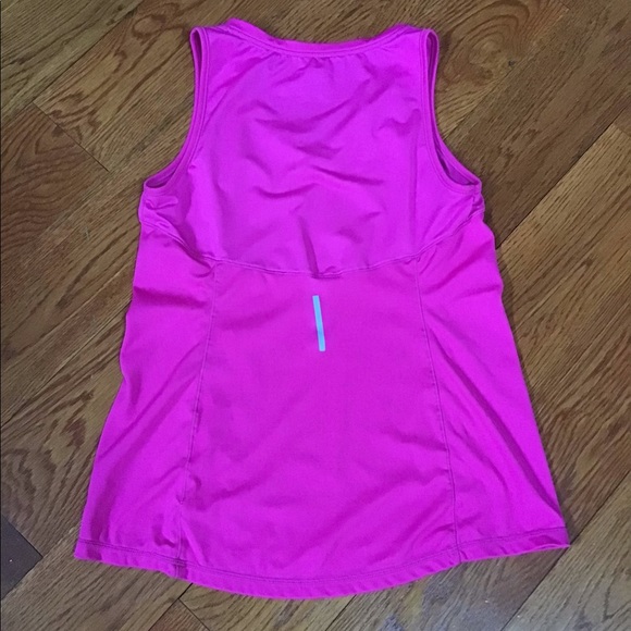 Tek Gear Tank Style Running Top With Dry Tek Size M - Picture 6 of 7